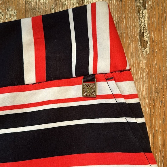 Anne Klein shorts - Picture 4 of 9